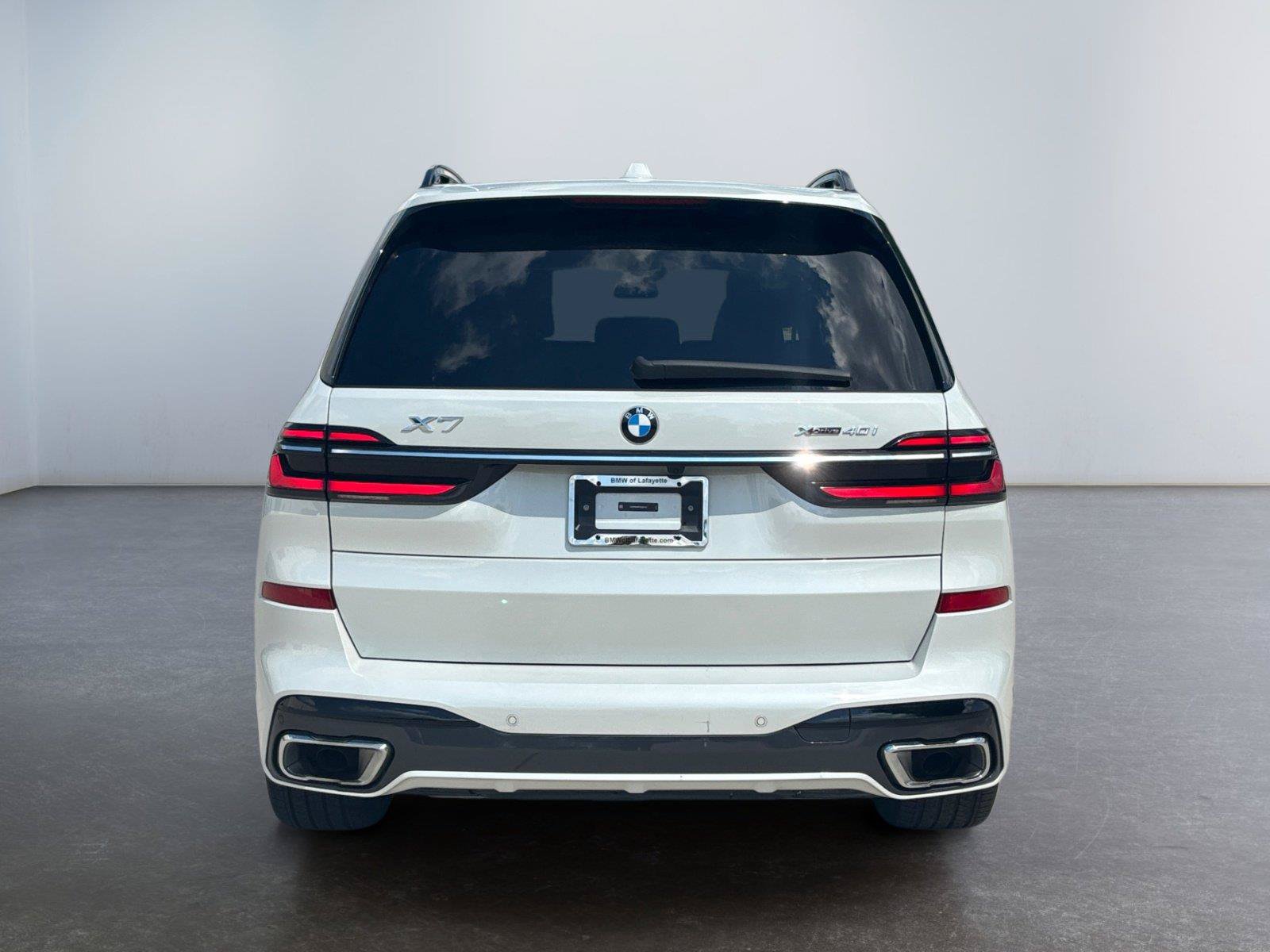 Used 2026 BMW X7 xDrive40i AWD/4WD image 4