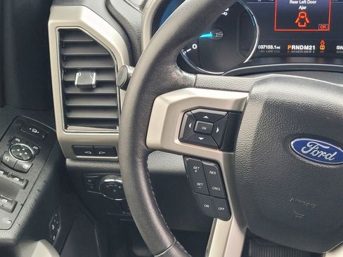 Used 2019 Ford F250 Lariat w/ Lariat Value Package image 13