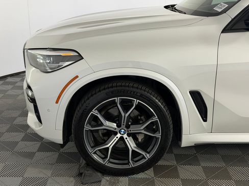 Used 2022 BMW X5 sDrive40i w/ M Sport Package image 11
