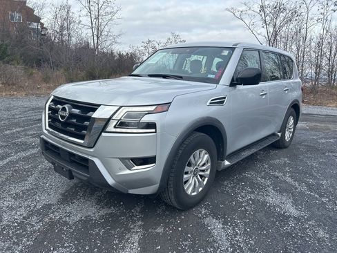 Used 2023 Nissan Armada S image 4