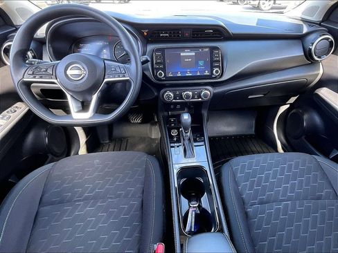 Used 2024 Nissan Kicks SV FWD image 20