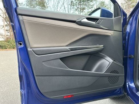 Certified 2023 Volkswagen Taos SEL image 22