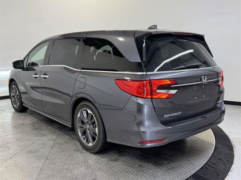 Used 2022 Honda Odyssey Elite image 5