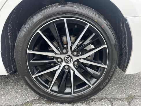 Used 2024 Toyota Camry SE image 27