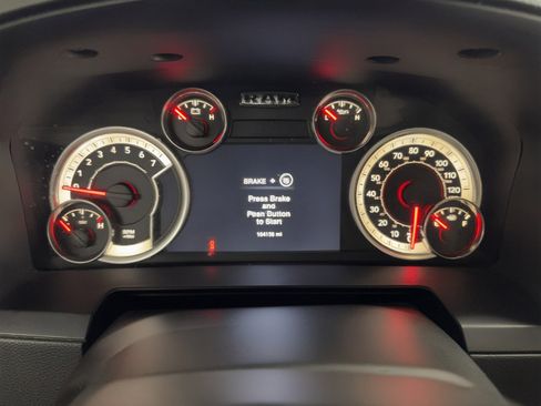 Used 2013 RAM 1500 Laramie w/ Convenience Group image 26