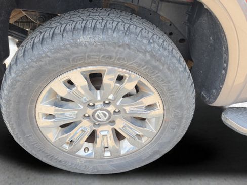 Used 2018 Nissan Titan Platinum Reserve w/ Platinum Utility Package AWD/4WD image 21