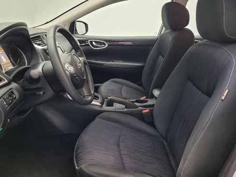 Used 2019 Nissan Sentra SV image 17