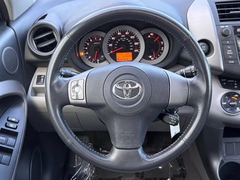 Used 2007 Toyota RAV4 Limited AWD/4WD image 30
