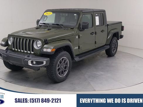Used 2022 Jeep Gladiator Overland w/ Dual Top Group AWD/4WD image 1