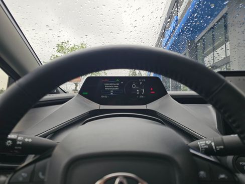 Used 2025 Toyota Prius Limited w/ Limited Premium Package AWD/4WD image 29