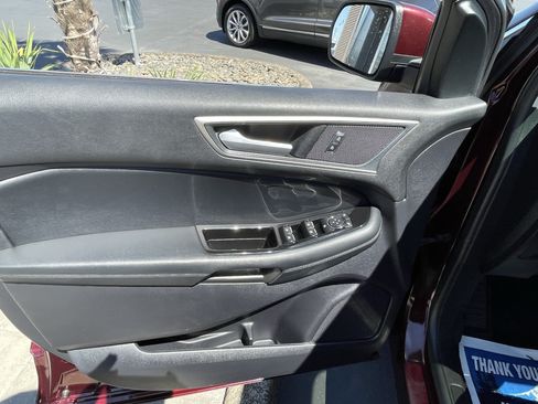 Used 2019 Ford Edge SEL w/ Equipment Group 201A AWD/4WD image 15
