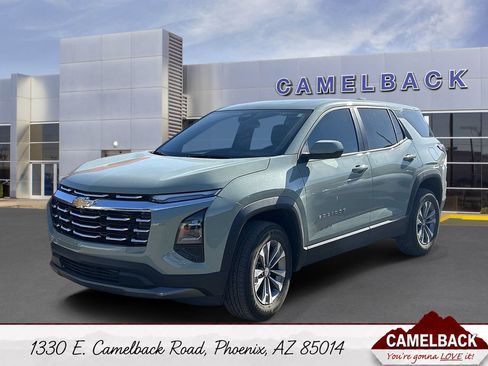 Used 2025 Chevrolet Equinox LT FWD image 1