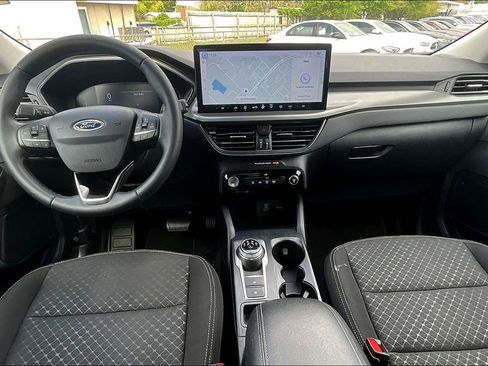 Used 2023 Ford Escape Active w/ Tech Pack #1 FWD image 7