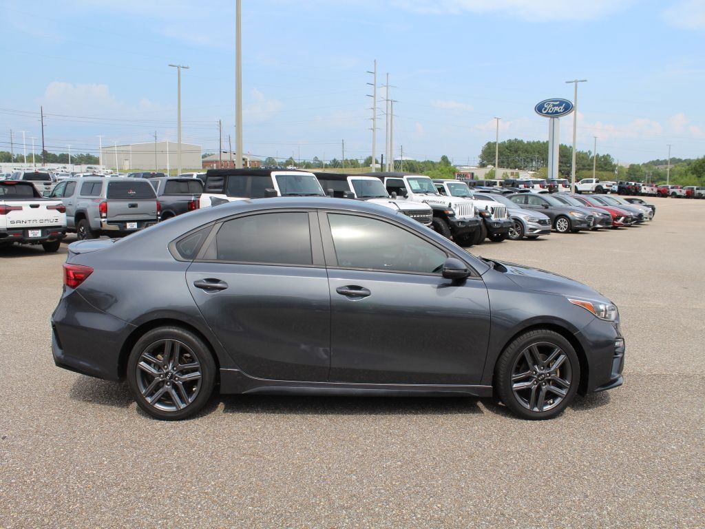 Used 2021 Kia Forte GT-Line FWD image 5