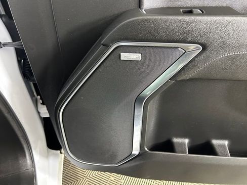 Used 2023 GMC Sierra 1500 SLT w/ SLT Convenience Package image 30