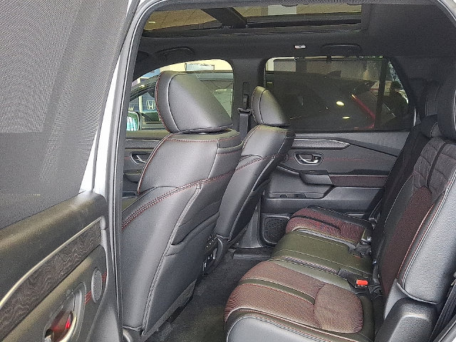 New 2026 Honda Pilot Black Edition image 8