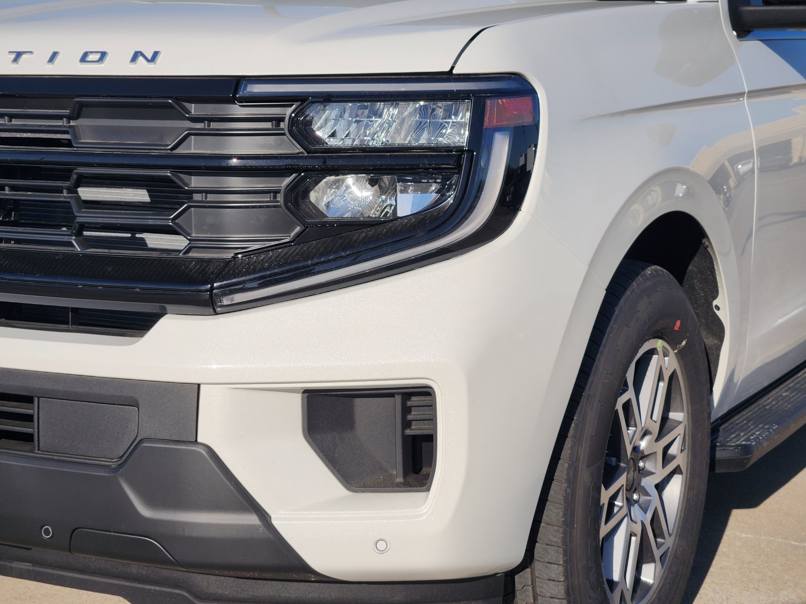 New 2026 Ford Expedition Active RWD image 10