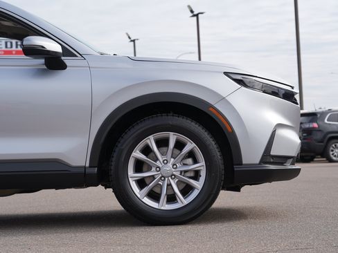 Used 2024 Honda CR-V EX-L image 11