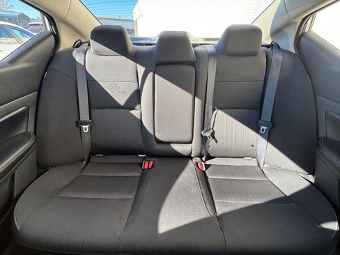 Used 2025 Nissan Altima 2.5 SV image 38