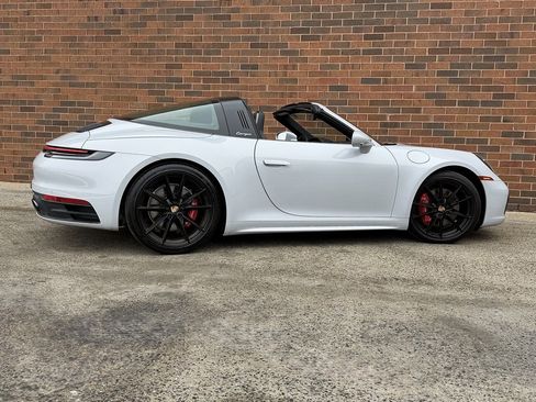Certified 2024 Porsche 911 Targa 4S image 7