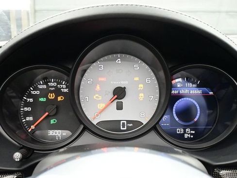 Certified 2024 Porsche 718 Boxster S RWD image 9