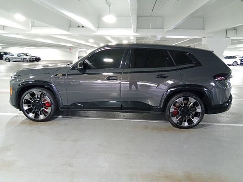 Used 2023 BMW XM AWD/4WD image 8