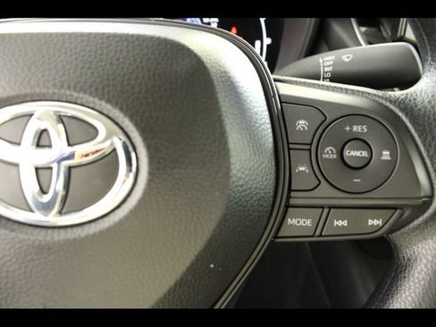 Used 2026 Toyota Corolla LE w/ LE Premium Package FWD image 21