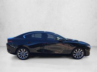 Used 2021 MAZDA MAZDA3 s FWD video 4
