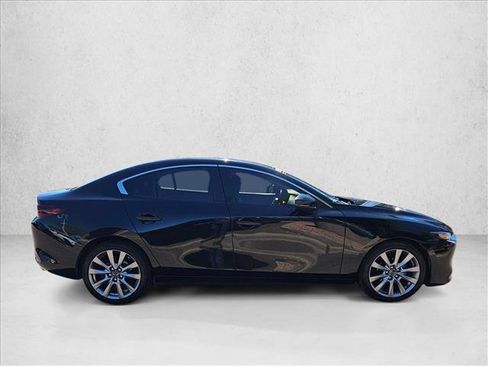 Used 2021 MAZDA MAZDA3 s FWD image 4