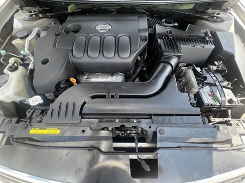 Used 2009 Nissan Altima 2.5 S w/ Convenience Pkg FWD image 18