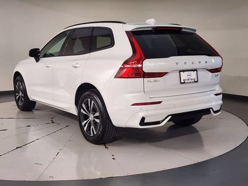 Certified 2025 Volvo XC60 B5 Core AWD/4WD image 6