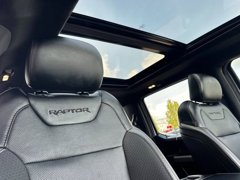 Used 2019 Ford F150 Raptor w/ Equipment Group 802A Luxury image 16