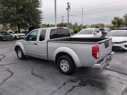 Used 2019 Nissan Frontier S RWD image 5