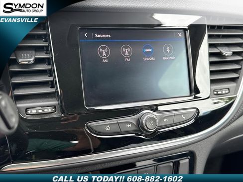 Used 2022 Buick Encore Preferred w/ Safety Package image 22