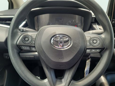 Used 2023 Toyota Corolla LE FWD image 25