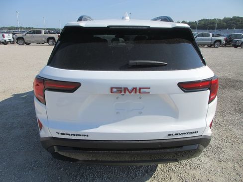 New 2027 GMC Terrain Elevation w/ Black Edition FWD image 5