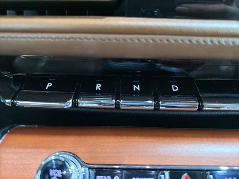 Used 2020 Lincoln Aviator Reserve w/ Equipment Group 201A AWD/4WD image 46