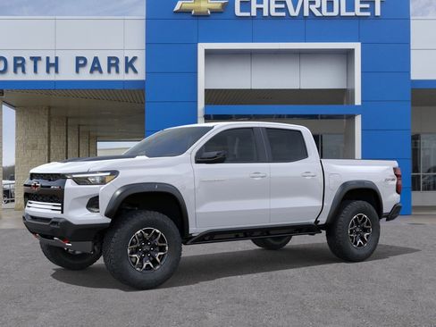 New 2026 Chevrolet Colorado ZR2 w/ Technology Package AWD/4WD image 2