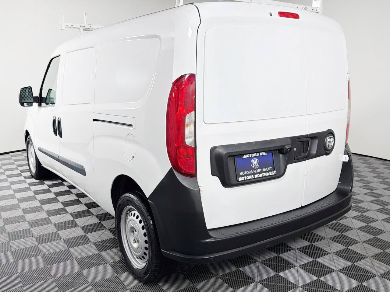 Used 2021 RAM ProMaster City Tradesman FWD image 9