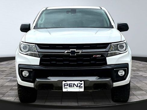 Used 2022 Chevrolet Colorado Z71 w/ Safety Package AWD/4WD image 2