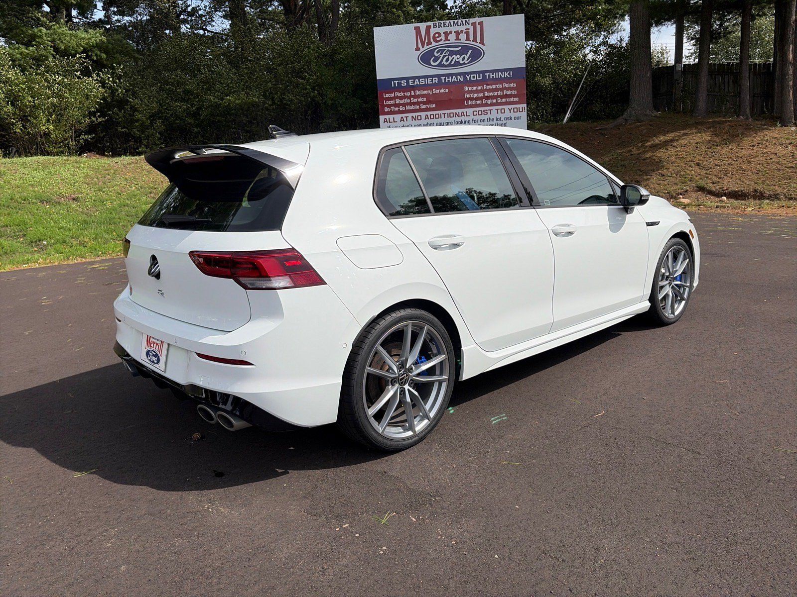 Used 2024 Volkswagen Golf R AWD/4WD image 6