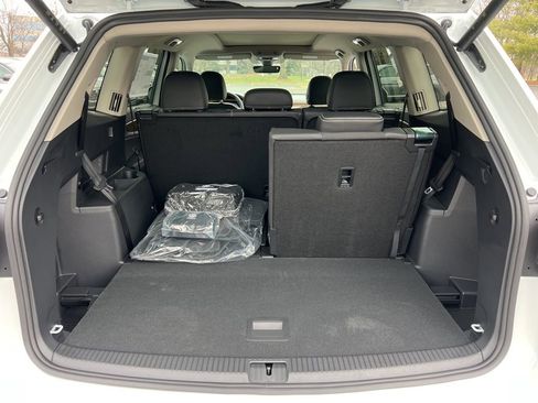 New 2026 Volkswagen Atlas SE image 13