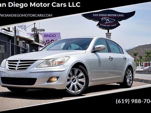Used 2011 Hyundai Genesis 3.8 w/ Premium Navigation Pkg 3 RWD image 1