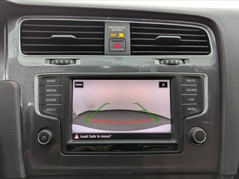 Used 2017 Volkswagen Golf Alltrack SEL image 28