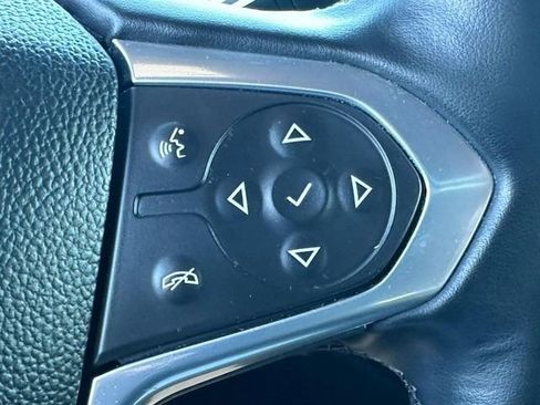 Used 2023 Chevrolet Traverse LT FWD image 20