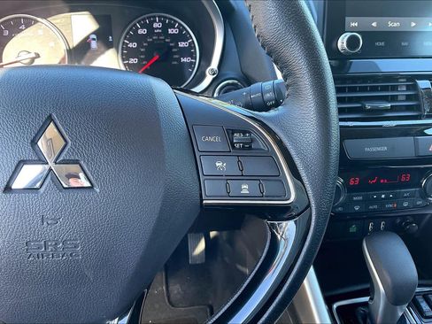 Used 2024 Mitsubishi Eclipse Cross SE image 24