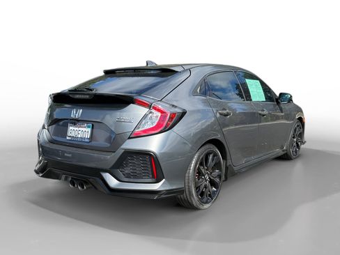 Used 2018 Honda Civic Sport Touring image 5