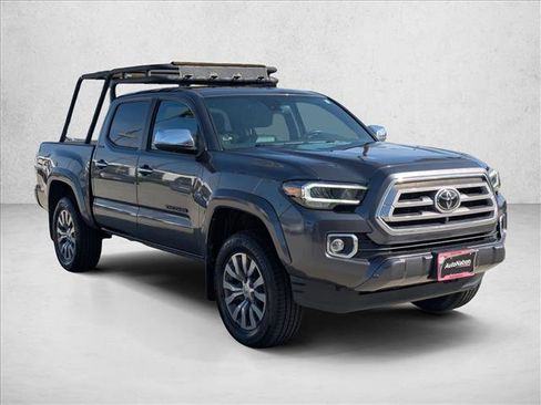 Used 2020 Toyota Tacoma Limited image 3