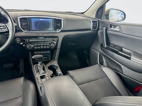 Used 2020 Kia Sportage EX w/ EX Technology Package FWD image 24