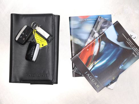 Used 2013 Jaguar XJ AWD image 5